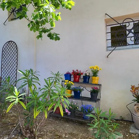 Les Trois Chenes Apartman Les Angles (Gard)