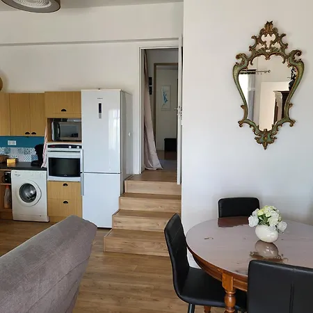 Les Trois Chenes Apartment *